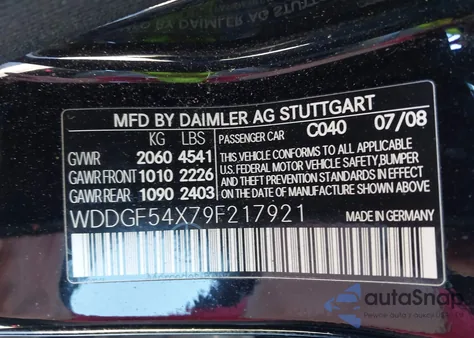 2009 Mercedes-Benz C 300 Luxury/Sport z USA, uszkodzony, nr VIN WDDGF54X79F217921